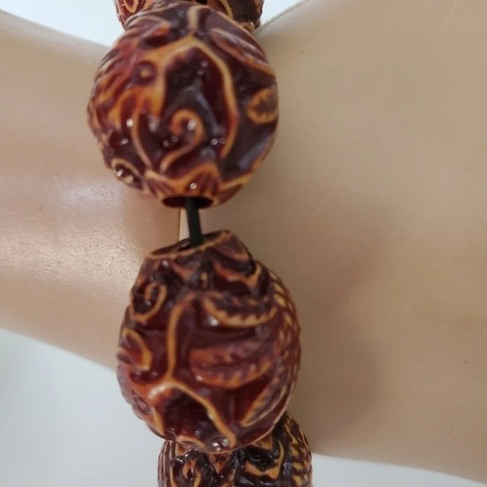 Simulated Wood carved brown stretch  beaded bracelet  7 inch Tribal Halloween *